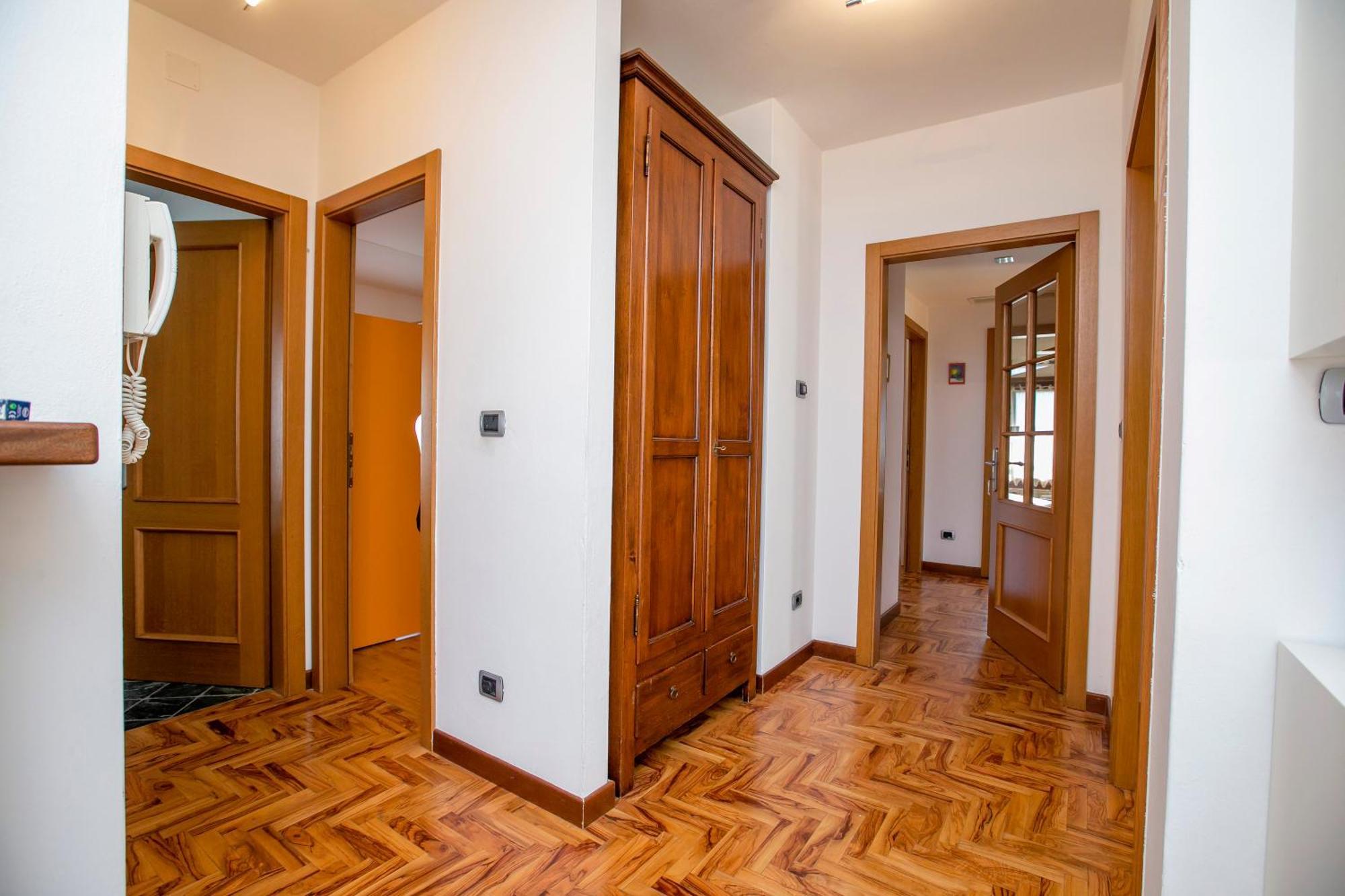 Paulie Apartment - Happy Rentals Riva del Garda Exteriör bild
